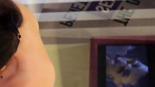 Close up fuck girl in big cock