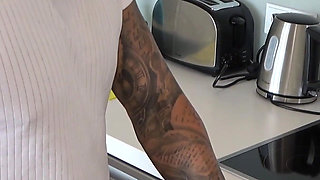 German Amateur Fucked with Fat Ass in the Kitchen