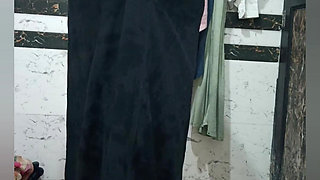Priya Bhabi Big Pussy Show