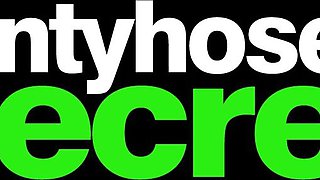 Kyra Hot pantyhose fetish solo