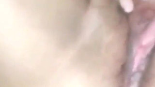 WildEnglishBBW rubbing my clit spreading my pink pussy