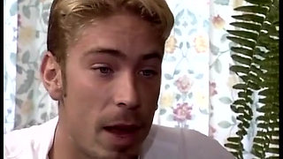 Amateur Babe From Germany Got to Please His Cock in This Session