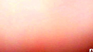 Pulled amateurs close up car sex