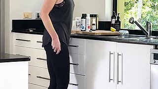Big boobs milf masturbates with her dildo