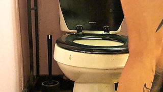 Reverse Dirty Toilet Farts and Ass Spreading