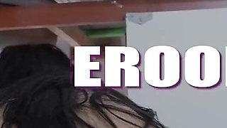 Housewife Cums on the Plumber