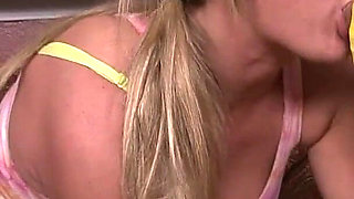 Housewife Face Fuck and Massive Facial