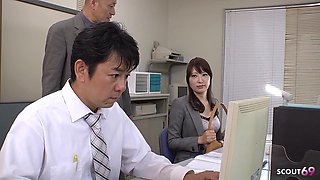 Skinny Japan Secretary Teen Noeru Gives Boss in the Office Secret Uncensored Blowjob