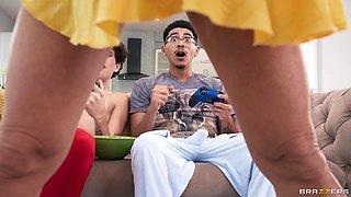 The Elephant Dude With Diego Perez, Dylan Sharp, Taylor Vixxen - Brazzers