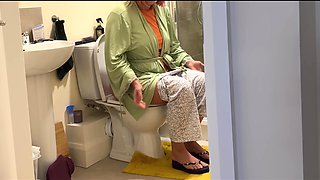 Caught Step Mom Peeing:what Happens Next Will Surprise You