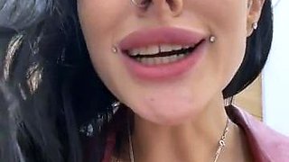 Melissa_crazy russian toilet camwhore