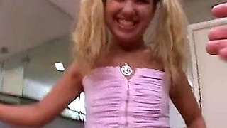 Amateur with big ass blowjob before getting licked