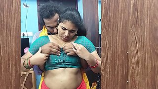 Kerala Girl Half Saree Removal and Boobs Suck Hot Romance