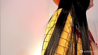 Hannahx's Webcam Seduction with Brunette Big Charm Unleashed