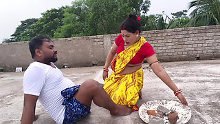 Beautiful indian village aunty hot romance Big boobs press and pussy fucking on the roof over