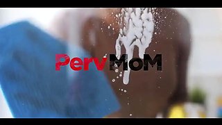 Stepson was able to ultimately nut inwards his hot step-mother Allesandra Snow