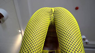 Sexy huge ass latina amateur rides fetish dudes cock