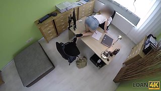 Bellezza Ha Bisogno Di Soldi Immediatamente Perche