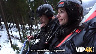Vip4k. brunette is cheating on the penniless boyfriend in front of him on christmas eve