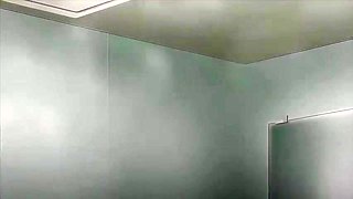 Restless Breath in the room_26032701p0
