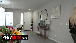 Oliver Faze & Audrey Madison's hot pussy playtime in POV