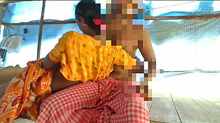 Apne-brother ko mera boobs milk pilaya