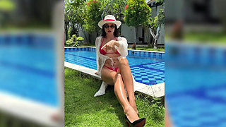 Naughty or Nice - a Strict Christmas Domme