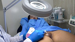 Lesbian Doctors Demand for Wide Leg Spread Triggers Hardcore Fucking for Padrastoasasin