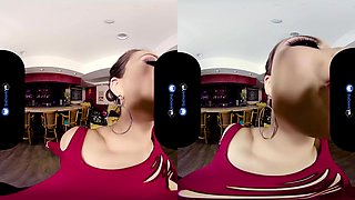 Virtual Reality And Jynx Maze In Your Cock On Special Menu For Latina Babe